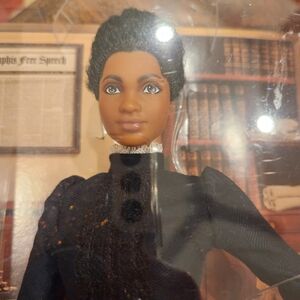 Barbie Signature Ida B. Wells Inspiring Women Series